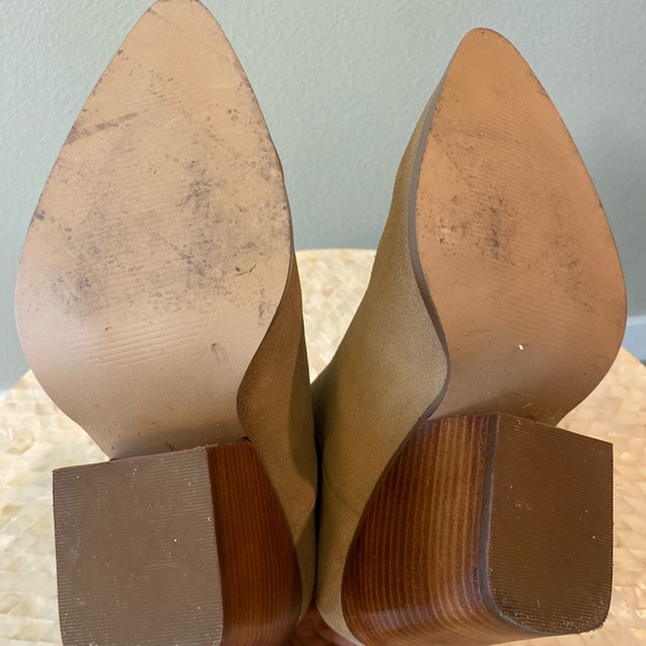 B.P. leather & textile upper taupe ankle boots - Picture 4 of 6